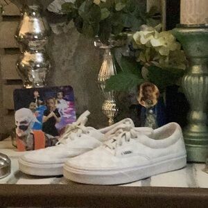 ||~ WHITE VANS CHECKERED BOARD ~||